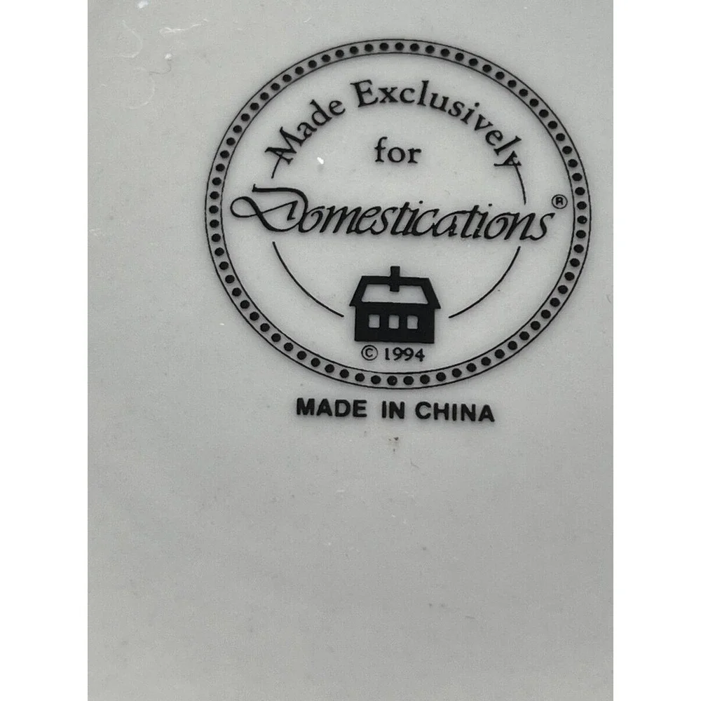 Domestications‎ Twelve Days of Christmas Salad Plate Day 8- 8 Maids Milking EUC